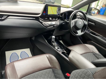 2019 Toyota C-HR SOL 1.8 PETROL HYBRID AUTOMATIC SUV *TOP SPEC IRISH JEEP* *FULL TOYOTA SERVICE HISTORY* *NCT 03/2027* *TAX 06/2026 €180 ROAD TAX* *FINANCE ARRANGED TODAY* €20,950 thumbnail