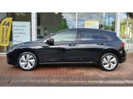 2025 Volkswagen Golf EDITION 75 1.5 TSI 116HP, Black Met, 22km. €32,450