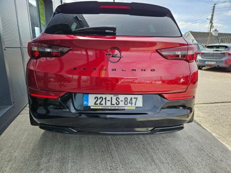 2022 Opel Grandland X SRi 1.2i 130PS 6 Speed €26,950 thumbnail