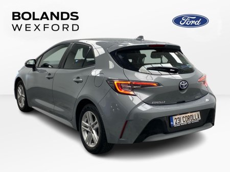 2023 Toyota Corolla Corolla Icon Tech Hev Cvt Icon Tech 122 VVT-h Auto Start/Stop €23,995