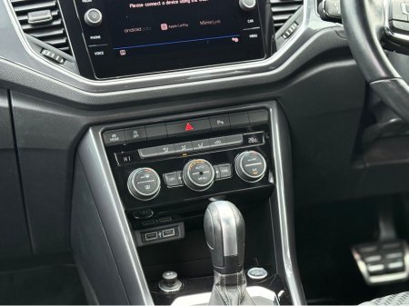 2021 Volkswagen T-Roc R-LINE - 2.0L DIESEL - AUTO - 12M WARRANTY - CAR: 1617 thumbnail