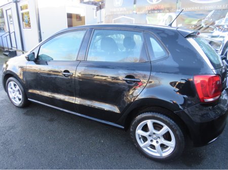 2013 Volkswagen Polo TRENDLINE 1.2 MANUAL 5DR BLACK NCTD  27 €5,999 thumbnail