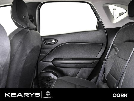 2020 Renault Captur Iconic TCe 100 MY19 €18,950 thumbnail