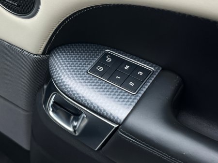 2020 Land Rover Range Rover Sport HSE P400E €43,990 thumbnail