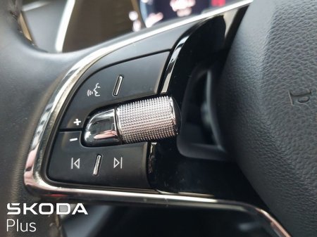 2023 Skoda Octavia STYLE 1.0TSI 110HP €27,950 thumbnail