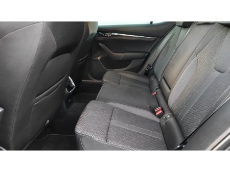 2023 Skoda Octavia STYLE 1.0 TSI 110HP 5DR-JUST 27,000KM- 2 YEAR SKODA WARRANTY-HEATED SEATS-FULL KEYLESS-WIRLESS CHARGING-LED INTERIOR PK €27,950 thumbnail