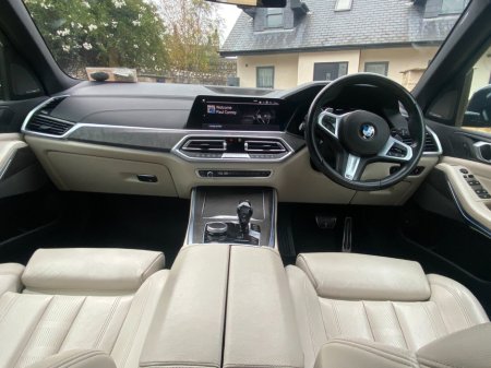 2020 BMW X5 xDrive45e M Sport €53,999