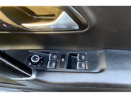 2013 Volkswagen Passat CC 2.0 TDI GT BLUEMOTION 140PS 4DR €4,950 thumbnail