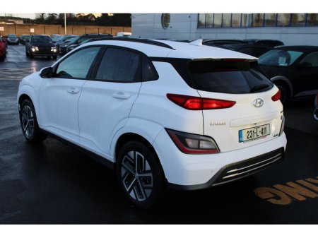 2023 Hyundai Kona Kona EV Executive 39 kWh €20,950 thumbnail