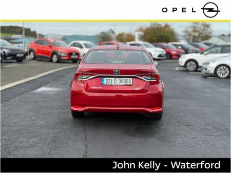 2023 Toyota Corolla 1.8 Hybrid Luna Saloon €22,450
