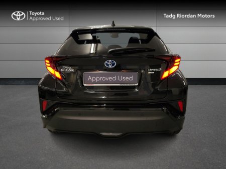 2021 Toyota C-HR 1.8 HYBRID SOL €28,950
