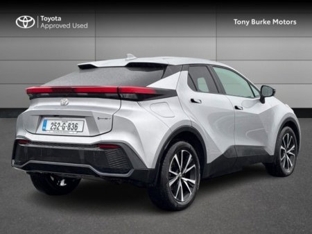2025 Toyota C-HR PHEV - Save EUR 5,200 - Plug In Hybrid - 252 Plate - Sport Edition - No Range Anxiety - 2lt - 223 // Remote Central Locking // Front Electric Windows // Rear Electric Windows // Electric Mirrors // He €39,830