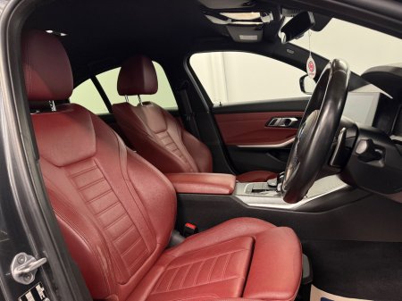 2022 BMW 3 Series  €38,995 thumbnail