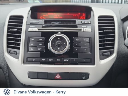 2017 Kia Venga 1.4 PETROL €8,950 thumbnail