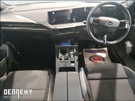 2026 Opel Astra Elegance MHEV 1.2 €151 P/W €39,695