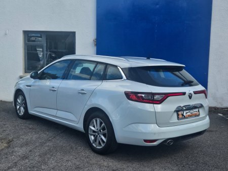2017 Renault Megane 1.5 dCi 110 DYNAMIQUE NAV €9,950 thumbnail