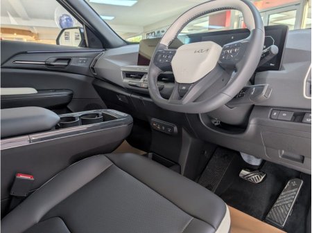 2026 Kia EV5 GT LINE €56,200 thumbnail