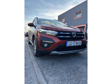 2022 Dacia Jogger TCe 110 Comfort €17,000