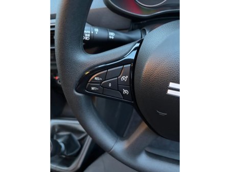 2024 Dacia Sandero TCe 90 Essential €15,500 thumbnail