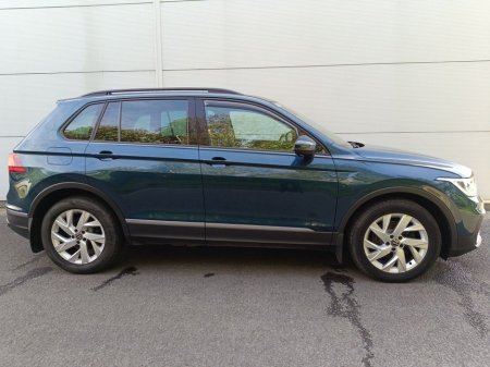 2021 Volkswagen Tiguan 2.0 TDI 122HP Life €31,995