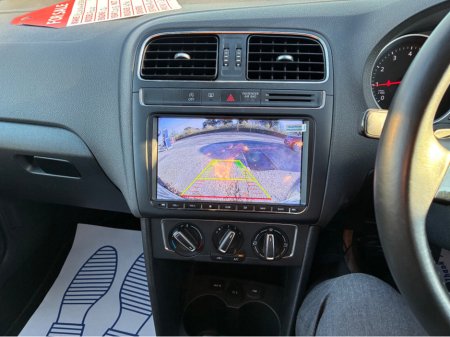 2015 Volkswagen Polo 1.2i TSI Petrol Automatic Comfortline €12,500 thumbnail