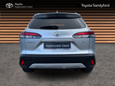 2025 Toyota Corolla Cross 1.8 HYBRID SPORT // REAR CAMERA // APPLE CARPLAY/ANDROID AUTO // AIR CON // FULL WARRANTY €38,445