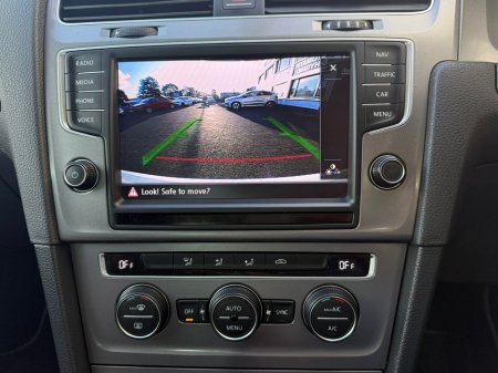 2015 Volkswagen Golf  €14,990 thumbnail