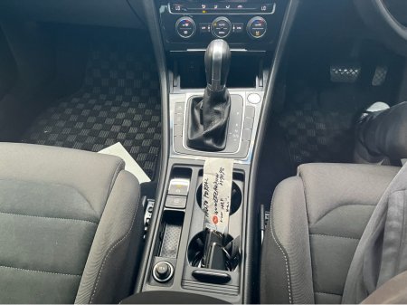 2017 Volkswagen Golf €17950! 2017 VOLKSWAGEN GOLF TSI HIGH LINE 1.4 AUTOMATIC / CRUISE CONTROL / REVERSE CAMERA / PADDLE SHIFTERS €17,950 thumbnail