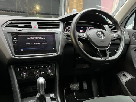 2019 Volkswagen Tiguan €25950! 2019 VW TIGUAN 2.0 TDI HEATED SEATS FRONT&REAR - REVERSE CAMERA - CARPLAY - CRUISE CONTROL €25,950 thumbnail