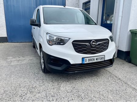 2022 Opel Combo L1H1 1.5 CDTI 100PS DIESEL 6SPEED MANUAL MY22-L1H1-1.5 100PS-DSL-6SP 5DR €12,150