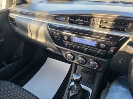 2015 Toyota Corolla D-4D 90 (1.4) Aura €8,950 thumbnail