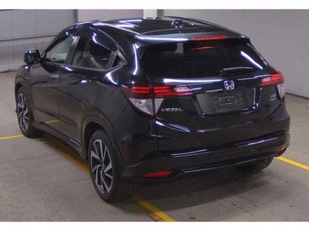 2017 Honda Vezel  €17,950 thumbnail