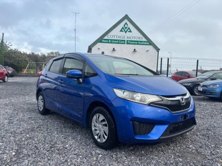 2016 Honda Fit  €11,500