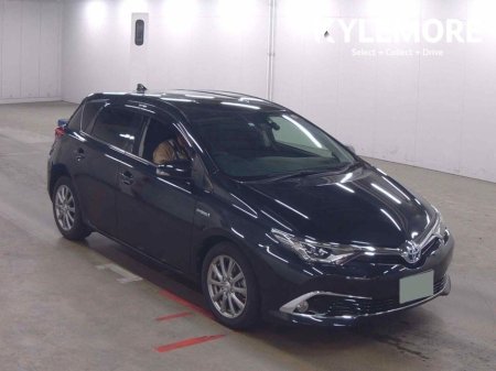 2018 Toyota Auris STANDARD - HYBRID - BLACK HALF LEATHER - FACTORY ALLOYS - REVERSE CAMERA €16,950