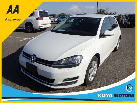 2016 Volkswagen Golf 1.2 TSI HIGHLINE PRO PETROL AUTOMATIC // PRIVACY PACK // BLUETOOTH MEDIA // PARK ASSIST // REVERSING CAMERA // UPGRADED SPORT ALLOYS // IMMACULATE EXAMPLE