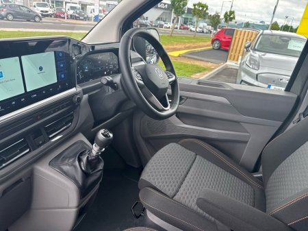2025 Volkswagen Transporter  €42,475