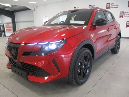 2026 Alfa Romeo Junior 1.2 136hp Hybrid Ibrida Auto €35,995