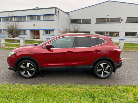 2017 Nissan Qashqai 1.2 SV PREMIUM '17 4DR €13,750 thumbnail