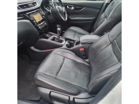 2015 Nissan Qashqai 1.5 DSL XE €10,950 thumbnail