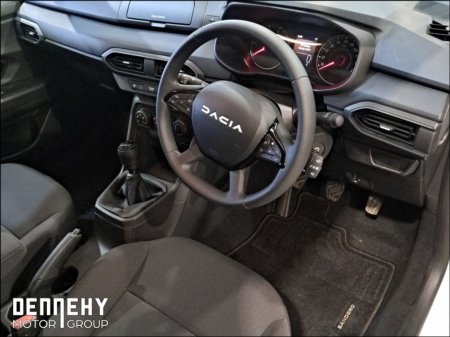 2023 Dacia Sandero SCe 65 Essential €15,995 thumbnail