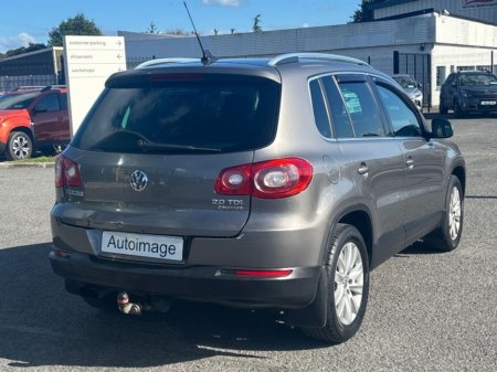 2011 Volkswagen Tiguan 4X4 2.0 TDI 4WD 140BHP TRACK & FIELD €8,450 thumbnail