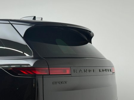 2024 Land Rover Range Rover Sport DYNAMIC P460E €112,990 thumbnail