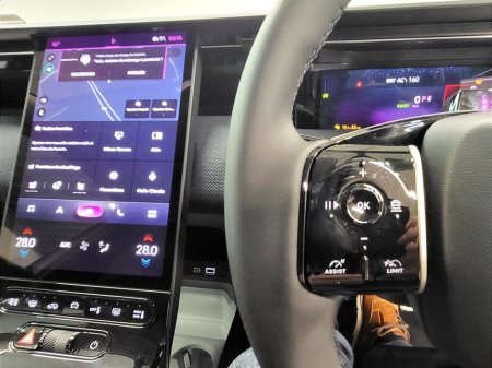 2026 Citroen C5 Aircross MAX Electric 520km from 129 per week €48,925 thumbnail