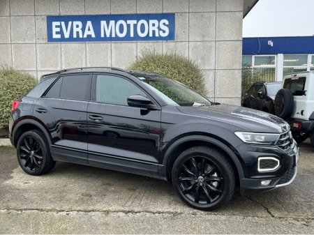 2022 Volkswagen T-Roc STYLE BLACK EDITION AUTOMATIC 2.0 DIESEL //ADAPTIVE CRUISE CONTROL//KEYLESS ENTRY//REVERSE CAMERA//