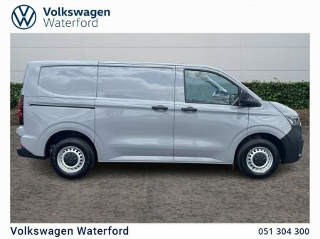 2025 Volkswagen Transporter  €33,475