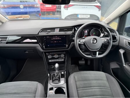 2018 Volkswagen Touran HIGHLINE - 2.0L DIESEL - 7 SEATS - AUTO - 12M WARRANTY - CAR: 1621 thumbnail