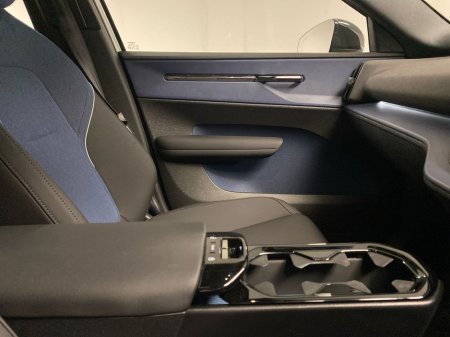 2025 Volvo EX30 Single Motor BEV 272hp Plus €39,995 thumbnail