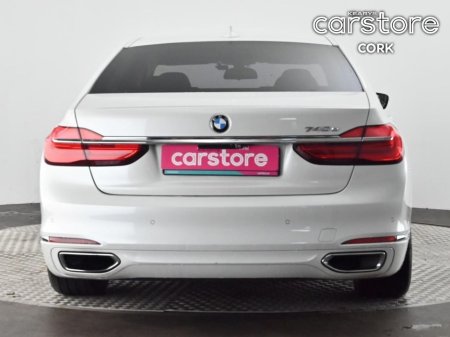2016 BMW 7 Series 740 740 E DLA-7D20 €25,880