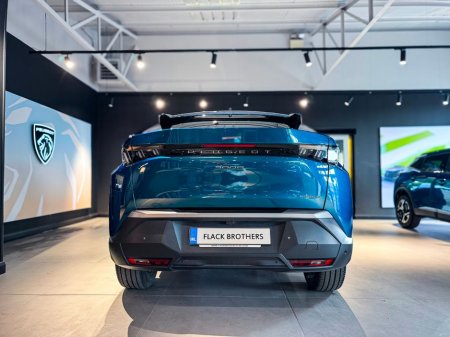 2024 Peugeot 3008 Allure 1 2 Mhev 136 EDCT6 €37,500