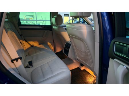 2015 Volkswagen Touareg CV 3.0 TDI 262BHP V6 5 SEATS €24,500 thumbnail